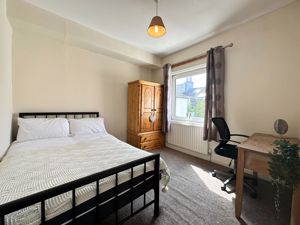 Bedroom- click for photo gallery